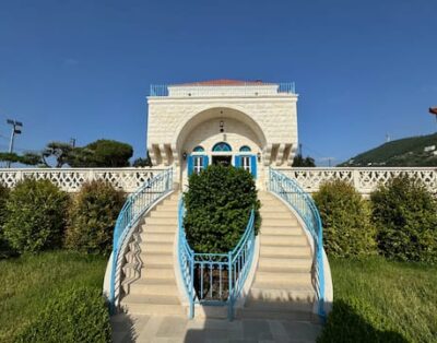 Blue House big Garden and Pool
